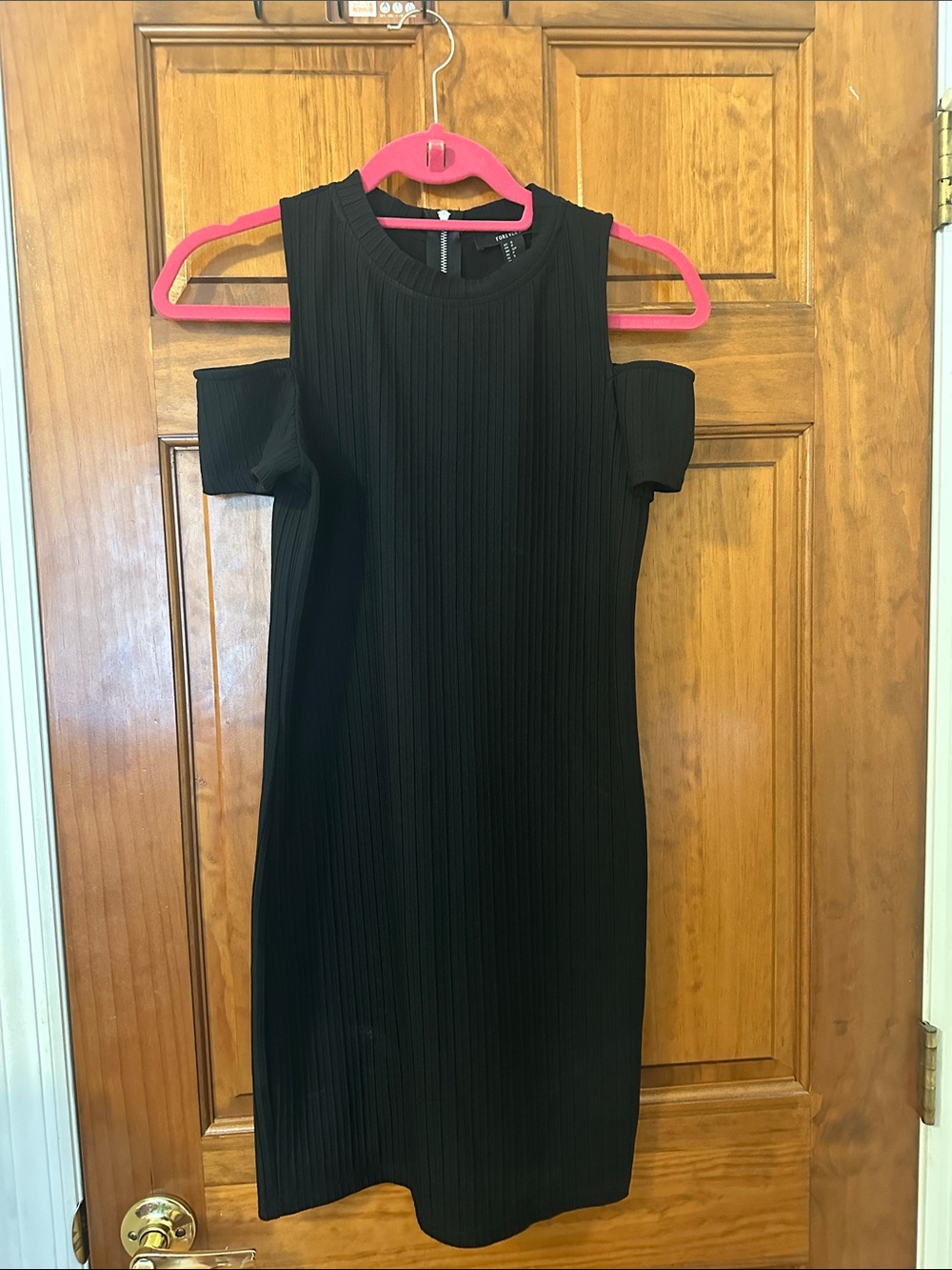 Black Cut Off Shoulder Ribbed Dress
